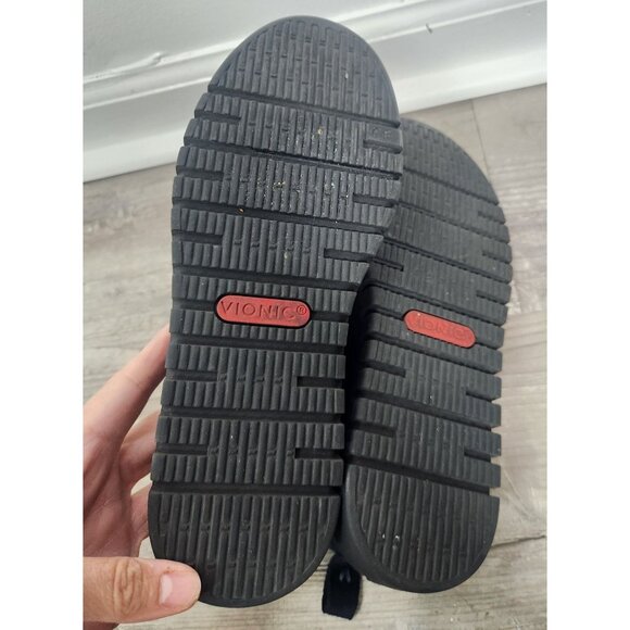 Vionic Women's Sz. 7.5 Navy Blue Suede Loafers Black Bottoms - Picture 7 of 7